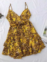 Load image into Gallery viewer, Vestido de lazo estampado con cuello de pico