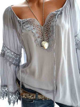 Load image into Gallery viewer, Camisa assimétrica de renda de algodão com decote em V e renda de linho