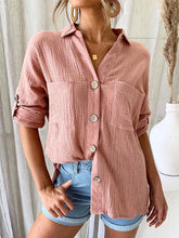 Load image into Gallery viewer, Camisa casual feminina de algodão e linho com bolsos