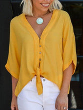 Load image into Gallery viewer, Camisa larga feminina de algodão e linho com decote em V
