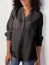 Load image into Gallery viewer, Camisa feminina de algodão e linho com bolso em V