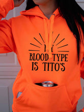 Load image into Gallery viewer, MEU TIPO DE SANGUE É TITO'S Letter Pocket Moletom Feminino