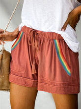 Load image into Gallery viewer, Shorts casuales con costuras de rayas arcoíris