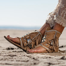 Load image into Gallery viewer, Sandalias planas de punta con flecos bohemios para mujer