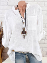 Load image into Gallery viewer, Camisa feminina de algodão e linho com bolso com decote em V