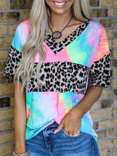 Load image into Gallery viewer, Camiseta feminina com estampa de leopardo