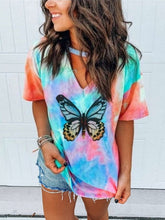 Load image into Gallery viewer, Camiseta con estampado de mariposas para mujer