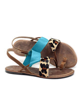 Load image into Gallery viewer, Sandalias romanas con estampado de leopardo para mujer
