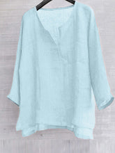 Load image into Gallery viewer, Lightweight and comfortable loose fit solid linen T-shirt