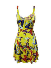 Load image into Gallery viewer, Vestido evasé con estampado de mariposas