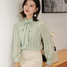 Load image into Gallery viewer, Small tie style fragrance small shirt