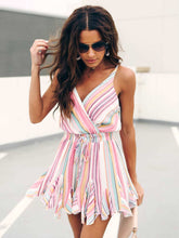 Load image into Gallery viewer, Macacão curto com babados e babados