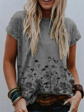 Load image into Gallery viewer, Women's short sleeve floral print t-shirt