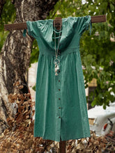 Load image into Gallery viewer, Vestido feminino de renda com decote em V