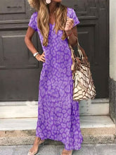 Load image into Gallery viewer, Women's V-Neck Gradient Print Dress