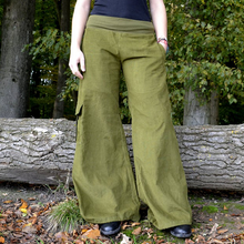 Load image into Gallery viewer, Solid color side pockets for women with wide legs and casual pants.