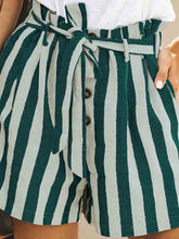Load image into Gallery viewer, Shorts de bolso de algodão e linho às riscas