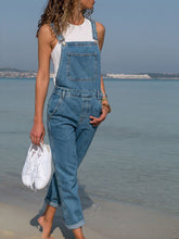 Load image into Gallery viewer, Macacão jeans feminino