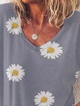 Load image into Gallery viewer, Camiseta holgada holgada con estampado de margaritas