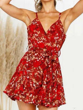 Load image into Gallery viewer, Vestido de lazo estampado con cuello de pico