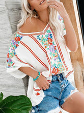 Load image into Gallery viewer, Camiseta casual estampada com decote em V