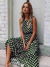Load image into Gallery viewer, Vestido feminino de bolinhas com decote redondo