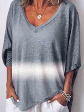 Load image into Gallery viewer, Loose-fit cotton and linen V-neck T-shirt