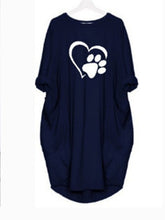 Load image into Gallery viewer, Vestido de manga larga con estampado Loving Dog Paw