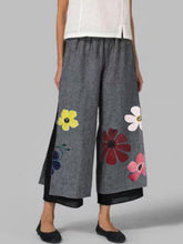 Load image into Gallery viewer, Loose women's cotton and linen trousers with floral print