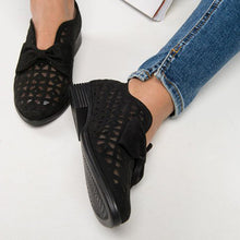 Load image into Gallery viewer, Women's Cut Out Bow Toe Sandals