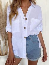 Load image into Gallery viewer, Camisa casual feminina de algodão e linho com bolsos
