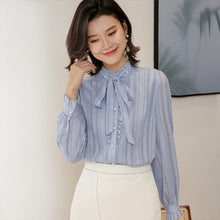 Load image into Gallery viewer, Small tie style fragrance small shirt