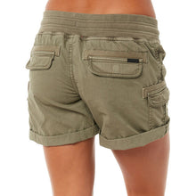 Load image into Gallery viewer, Shorts cargo Frauen com punhos enrolados