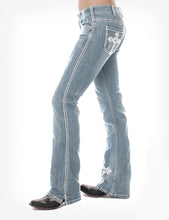 Load image into Gallery viewer, Calça jeans com bootcut prata com lavagem cruzada
