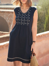 Load image into Gallery viewer, Vestido feminino bordado sem mangas
