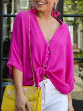 Load image into Gallery viewer, Camisa larga feminina de algodão e linho com decote em V
