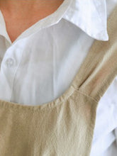 Load image into Gallery viewer, Retro lace-up linen and cotton apron dungarees
