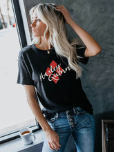 Load image into Gallery viewer, Camiseta feminina de manga curta Harley Quinn estampada
