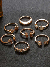 Load image into Gallery viewer, Juego de anillos bohemios de 7 piezas con diamantes y flores de mariposa
