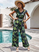 Load image into Gallery viewer, Loose-fit floral print ruffle jumpsuit
