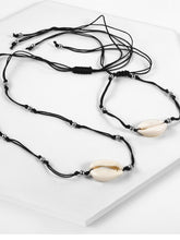 Load image into Gallery viewer, Collar de concha mujer vintage
