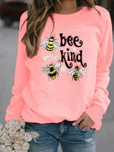 Load image into Gallery viewer, Moletom BEE KIND feminino com gola redonda
