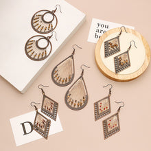 Load image into Gallery viewer, Rosie Statement Earring
