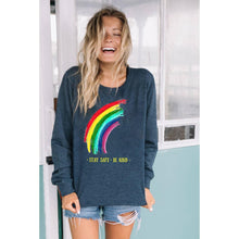 Load image into Gallery viewer, Moletom feminino fique seguro, seja gentil
