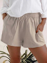 Load image into Gallery viewer, Solid Color High Waist Pocket Pocket Shorts
