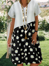 Load image into Gallery viewer, Vestido feminino de manga curta com estampa margarida
