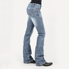 Load image into Gallery viewer, Calça jeans de montaria feminina com corte flecha azul
