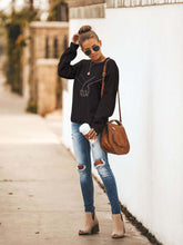 Load image into Gallery viewer, Sudadera para mujer We Will Be With You
