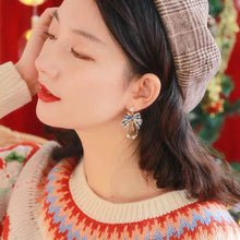 Load image into Gallery viewer, Bow earrings
