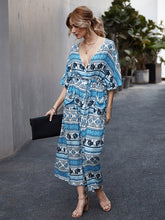 Load image into Gallery viewer, Vestidos sueltos con cuello en V y estampado floral bohemio

